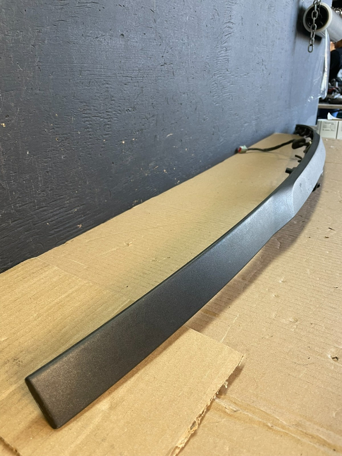 2016 - 2019 Ford Explorer Interceptor Rear Tailgate Molding With Camera ae3693DG2