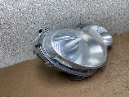 2005 to 2007 Mercedes-Benz C-Class Right Passenger Side Headlight AA52272