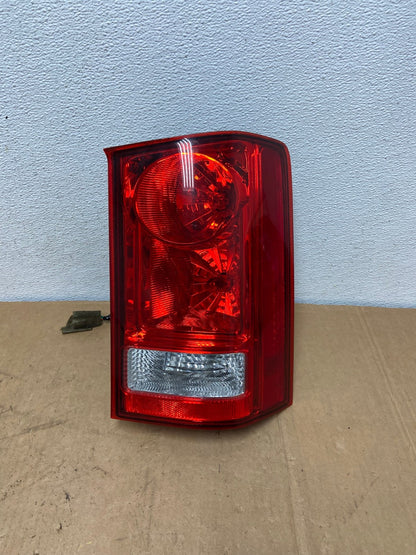 2009 to 2015 Honda Pilot Right Passenger Rh Side Tail light AC8630 LK0