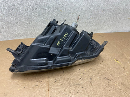 2004 - 2011 Mitsubishi Endeavor Headlight Right Passenger Rh Side Oem AA3844 DW7