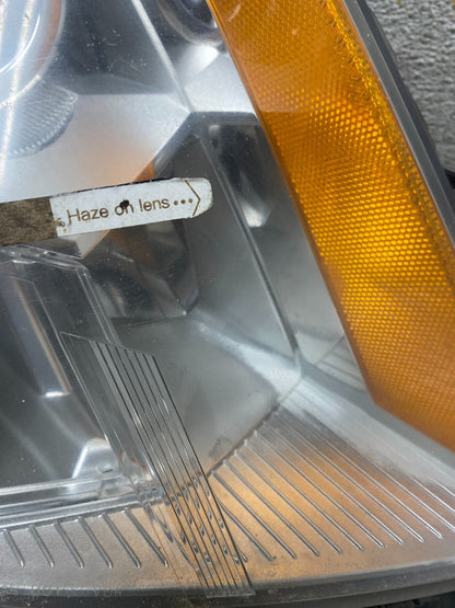 Halogen 2010 to 2016 Cadillac SRX Right Passegner Side Headlight AI8924 DW5
