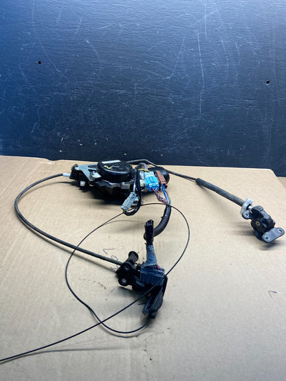 2005 - 2010 Honda Odyssey Rear Right Sliding Door Lock Actuator Motor AF93633