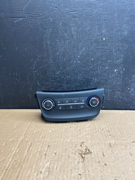 2015-2017 Nissan Sentra Climate Control Unit Heater Ac Temperature ad6896 DG0