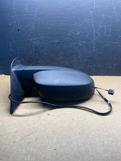 2007-2013 Chevrolet Tahoe Silverado Suburban Right Passenger Mirror AD9883 DW1