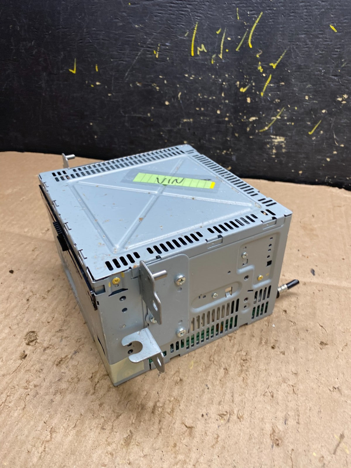 2010 2011 2012 Ford Fusion Radio Cd Receiver Mechanism BE5T19C156BB y7834 DG2
