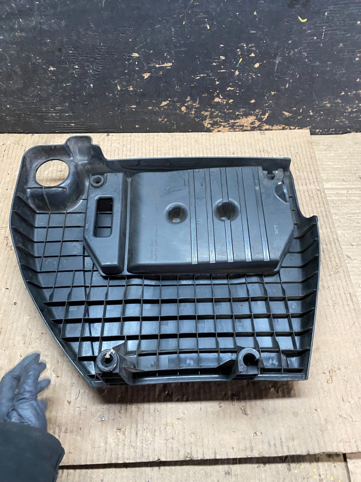 2011 - 2012 Suzuki SX4 Engine Trim Cover Plastic OEM W6058 DG4