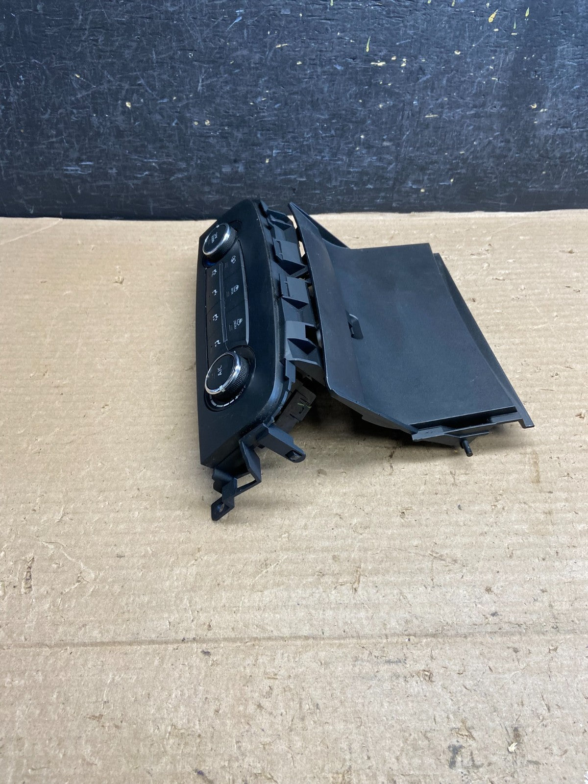 2016 2017 Nissan Altima A/C Temperature Climate Control AH3957 DG1