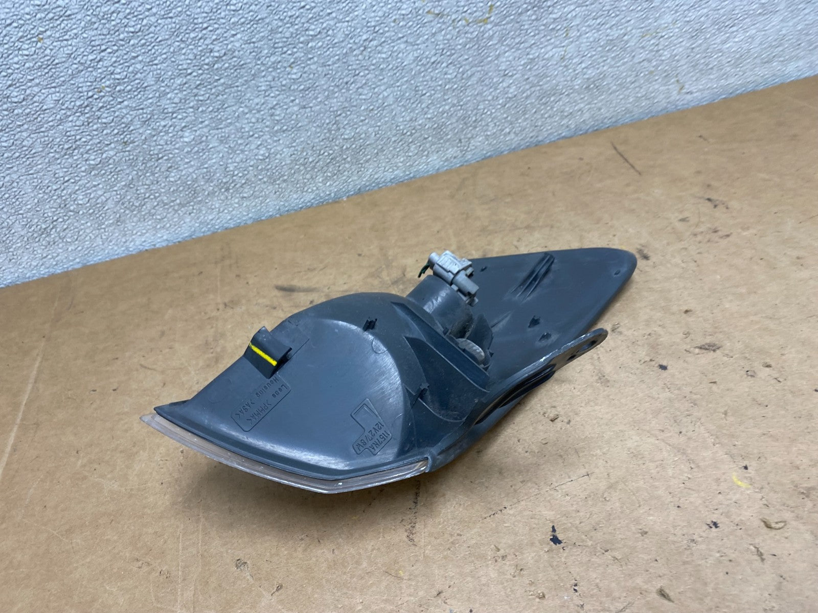 1997 1998 1999 Toyota Camry Left Driver LH Turn Signal X5168 DW7
