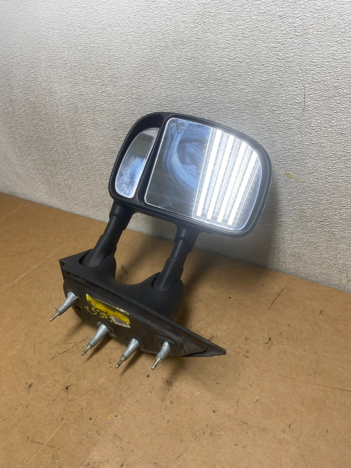 2002 to 2008 Ford Econoline Van E250 Driver Left LH View Door Mirror X5303 MS7