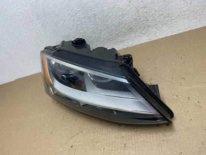 2011 to 2014 Volkswagen Jetta Right Passenger RH Headlight Halogen AG5924 DW1