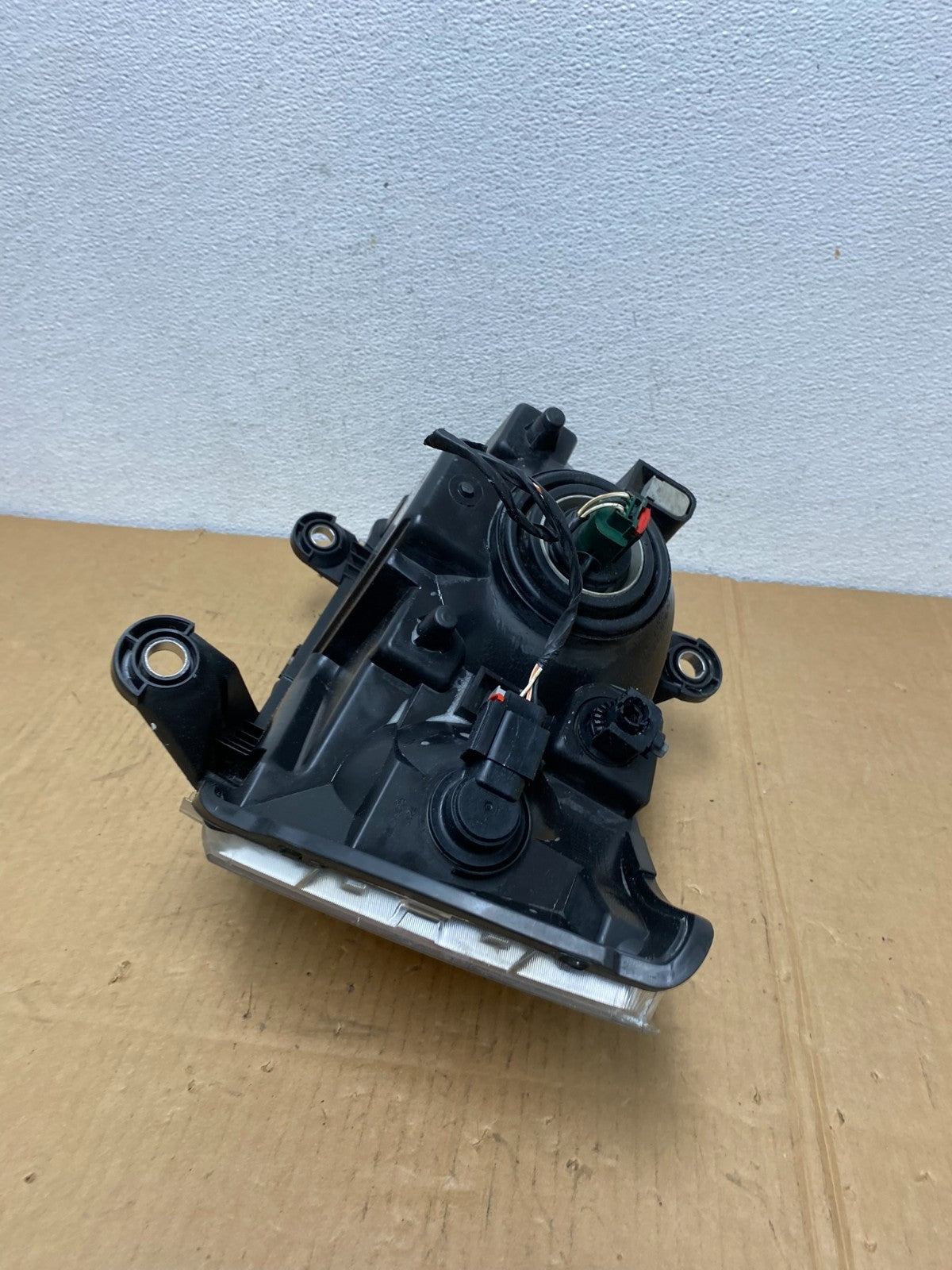 2008 to 2010 Dodge Caravan Right Passenger RH Halogen Headlight AC7554 DW5