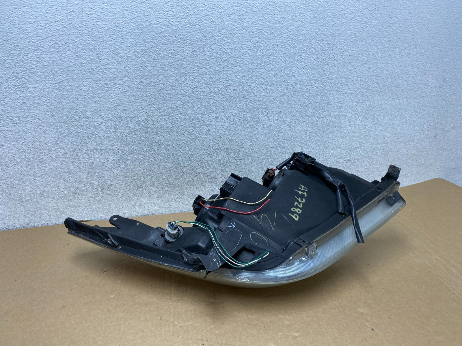 2004 2005 2006 Toyota Solara Halogen Headlight Left Driver Lh Side AF7289 DW10