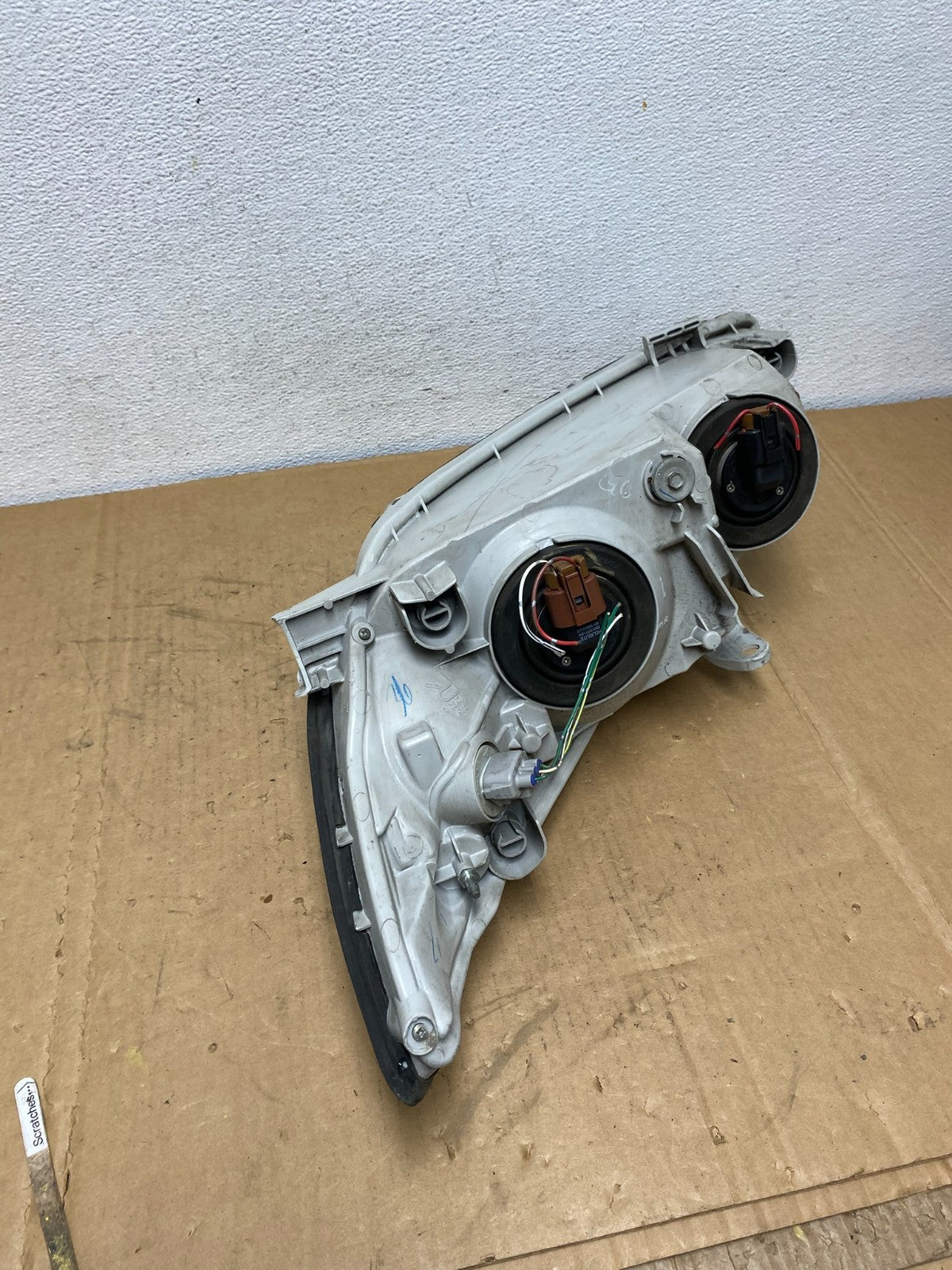 2002 to 2004 Toyota Camry Halogen Headlight Right Passenger Rh AC8572 DW4