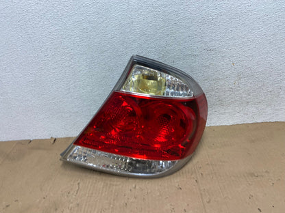 2005 to 2006 Toyota Camry Tail Light Right Passenger Side AE9201 LK0