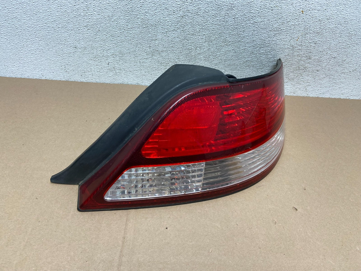 1999 2000 2001 Toyota Solara Right Passenger Rh Tail Light AG6579 DW2