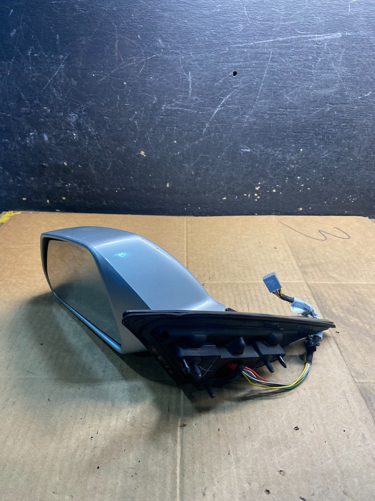 2008 to 2014 Cadillac CTS Left Driver Lh Power Door Mirror Oem Y3822 MS10