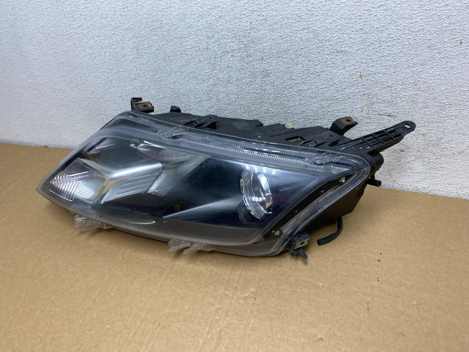 2010 2011 2012 Ford Fusion Left Driver LH Side Headlight Halogen AF7278 DW1