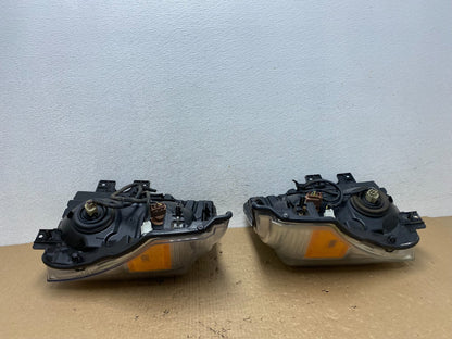 2011 to 2016 Ford F250 Super Duty Left+Right Side Headlights AF8194 DW7