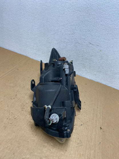2005 2006 2007 Scion Tc Right Passenger RH Side Halogen Headlight AD3301 DW9