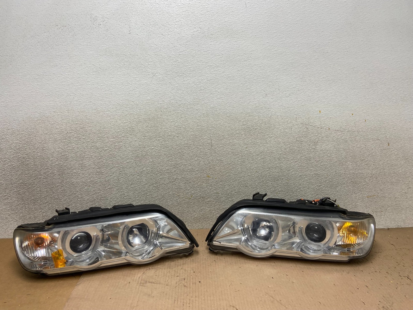 2000-2003 BMW X5 E53 LED Left+Right Set Projector Headlight AA0387 DG0