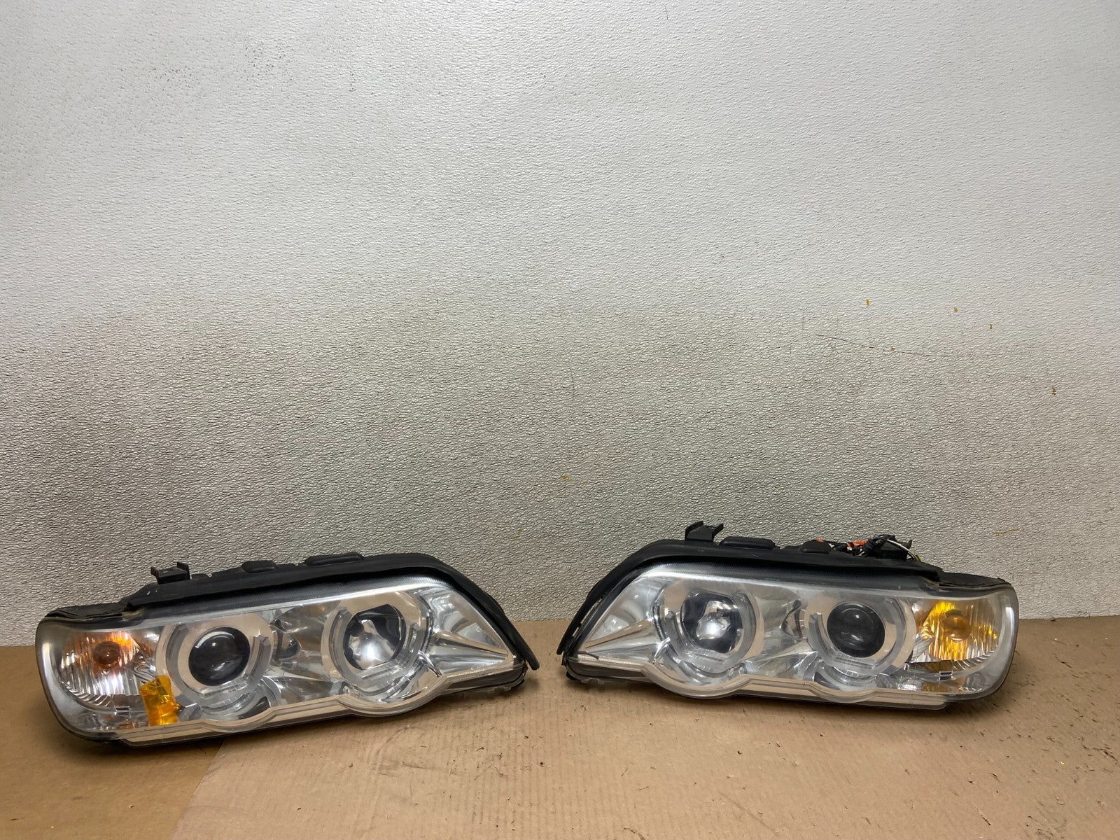 2000-2003 BMW X5 E53 LED Left+Right Set Projector Headlight AA0387 DG0