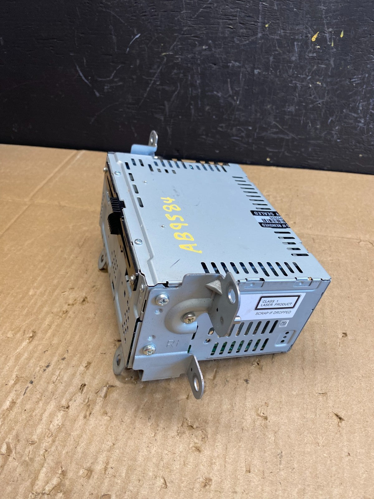2015 Lincoln MKC OEM CD Player AM FM Radio Receiver Satellite AB9584 DG2