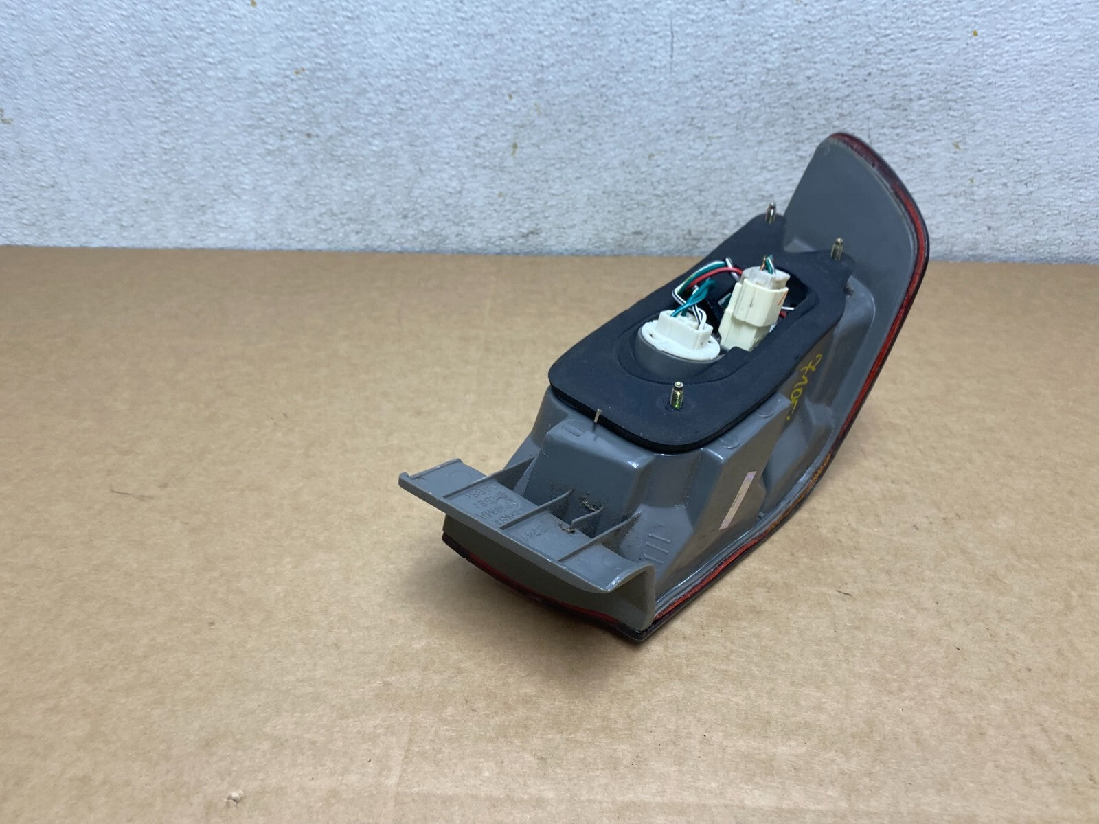 1997 1998 1999 Toyota Camry Tail Light Right Passenger Rh Side TYC L7503 DW6