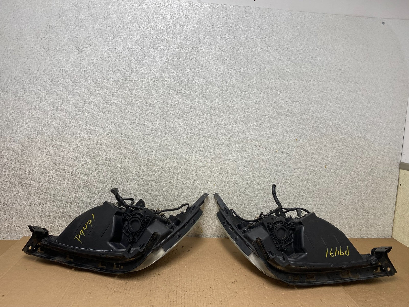 2005 2006 2007 Honda Odyssey Left+Right Set Halogen Headlights P9471 DW13
