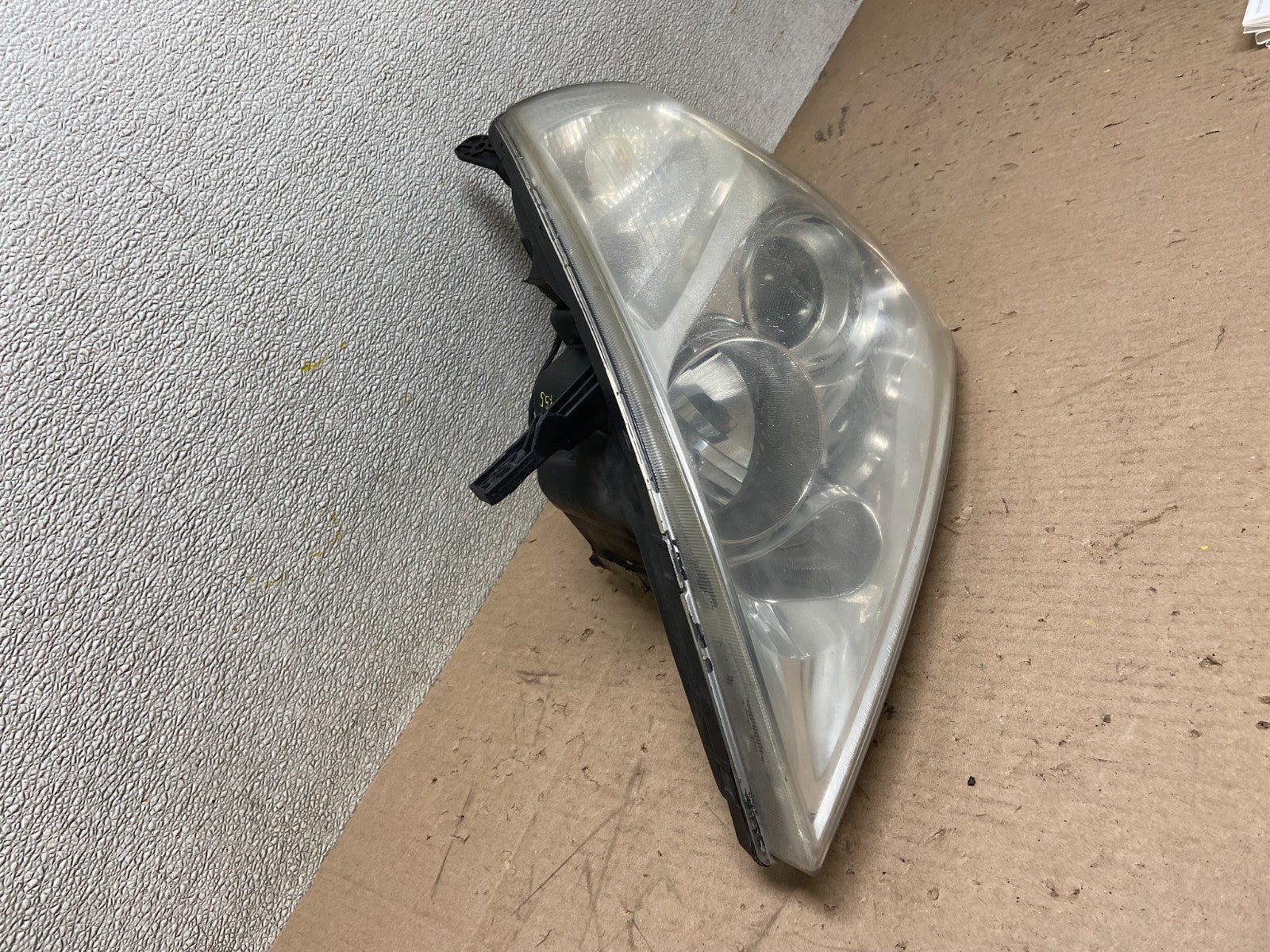 2008-2012 Kia Sedona Left Driver Lh Side Headlight Halogen AD2394 DW2