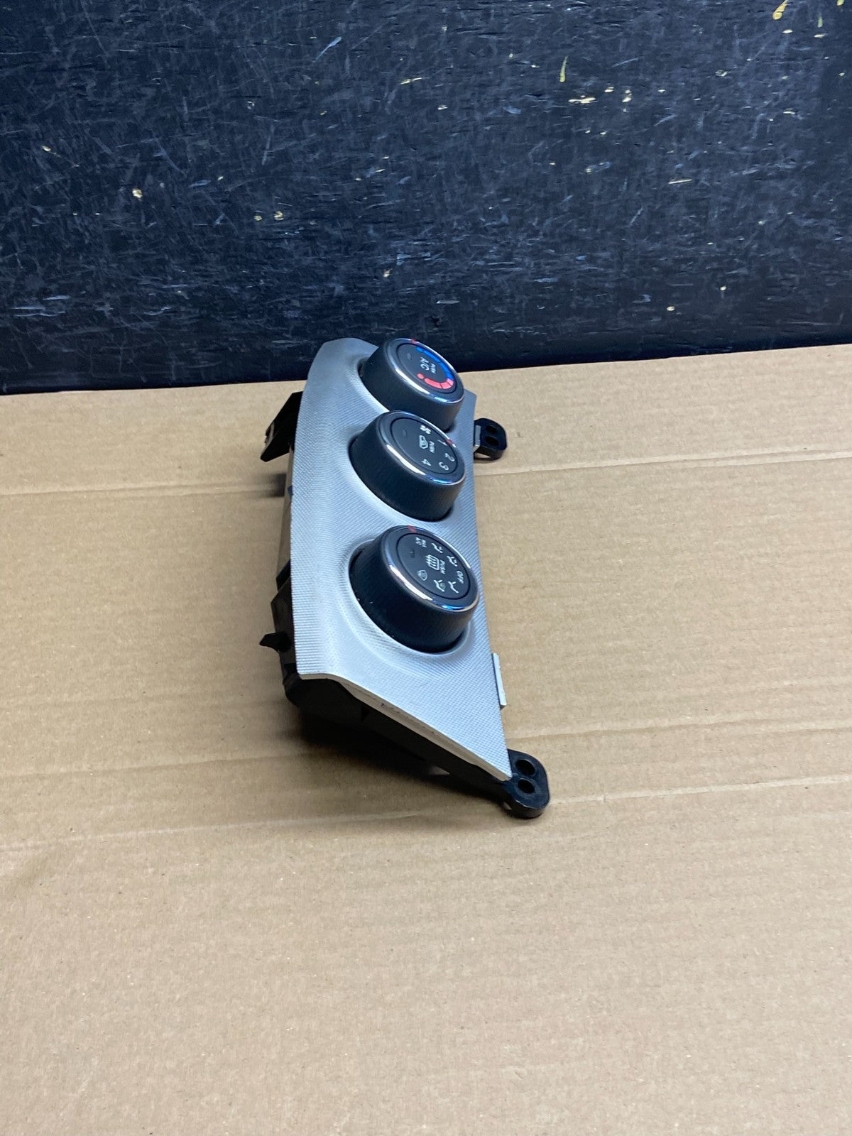 2007 - 2010 Hyundai Elantra Center Heater A/C AC Climate Control Panel AG0443 DG2