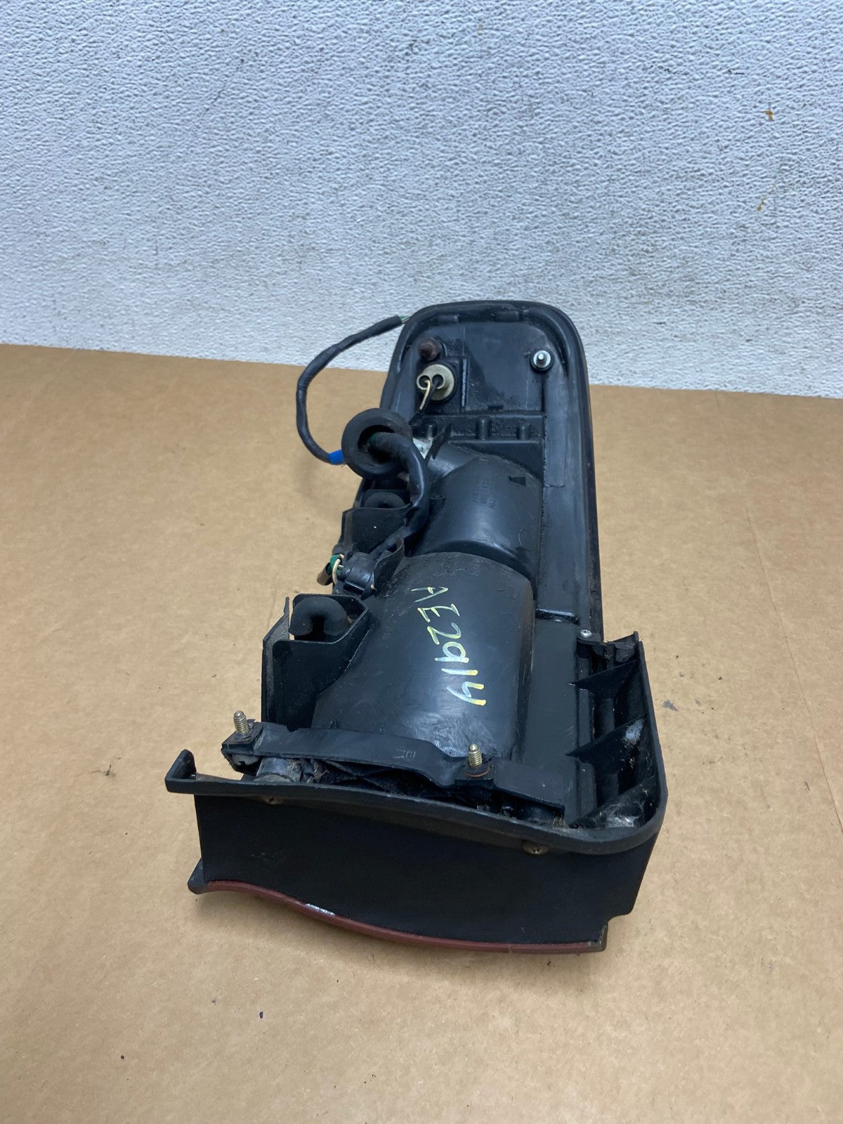 1992 1993 1994 Toyota Camry Right Passenger RH Side Tail Light AE2914 LK6