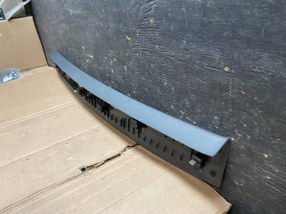 2018-2022 Volkswagen Atlas OEM Upper Liftgate Trim Cover W4712 DG4