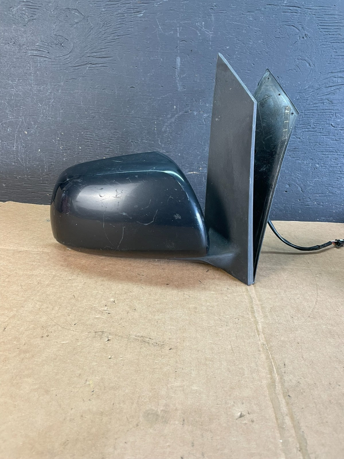 2011 to 2014 Toyota Sienna Right Passenger RH View Door Mirror AE0925 DW0