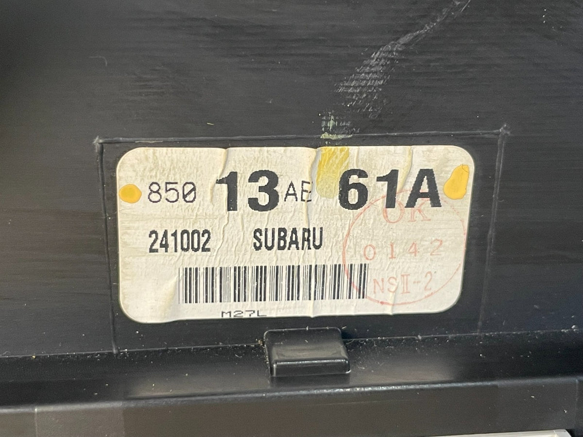 2001 2002 Subaru Legacy Speedometer Instrument Cluster Gauges AC6669 DG9