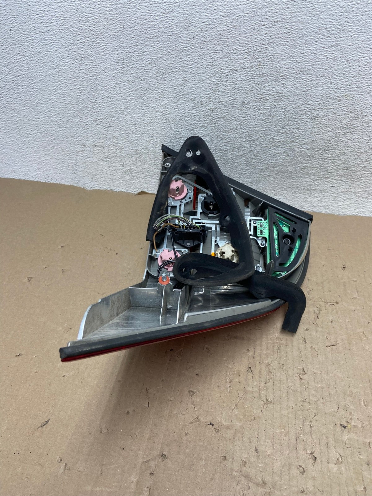 2003-2006 Mercedes-Benz S-Class Tail Light Left Driver Lh Side AG6995 LK8