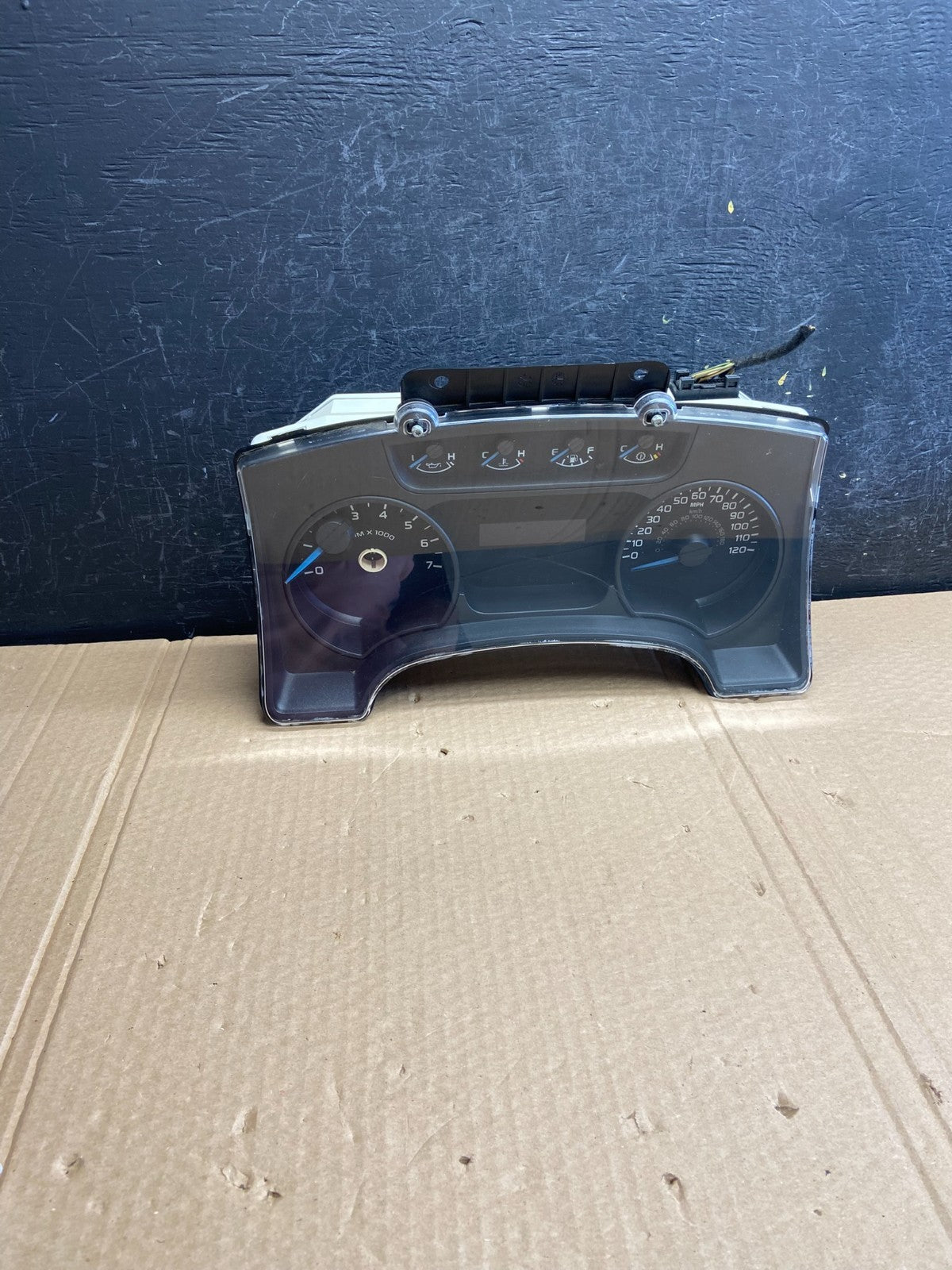 2012 to 2013 Ford F150 F-150 Speedometer Instrument Cluster AF61390