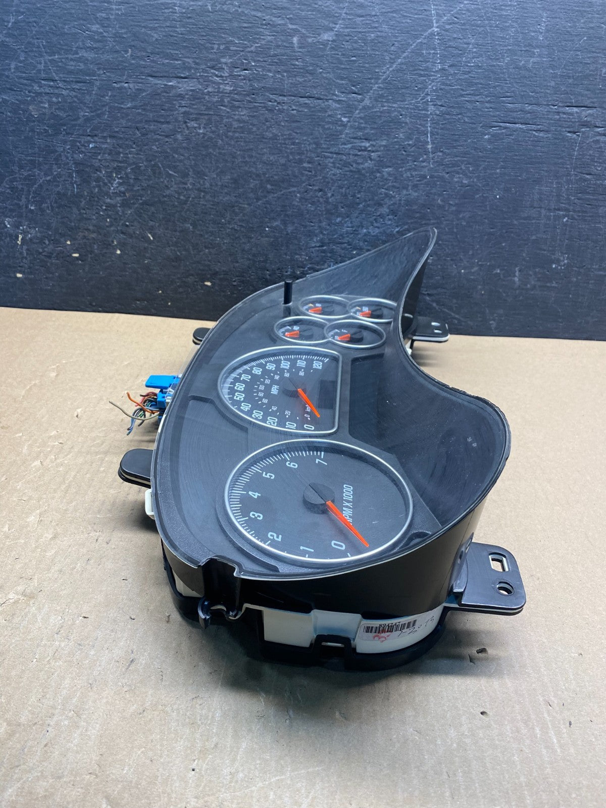 2002 - 2005 GMC Envoy Speedometer Cluster Gauge ag1837 DG1