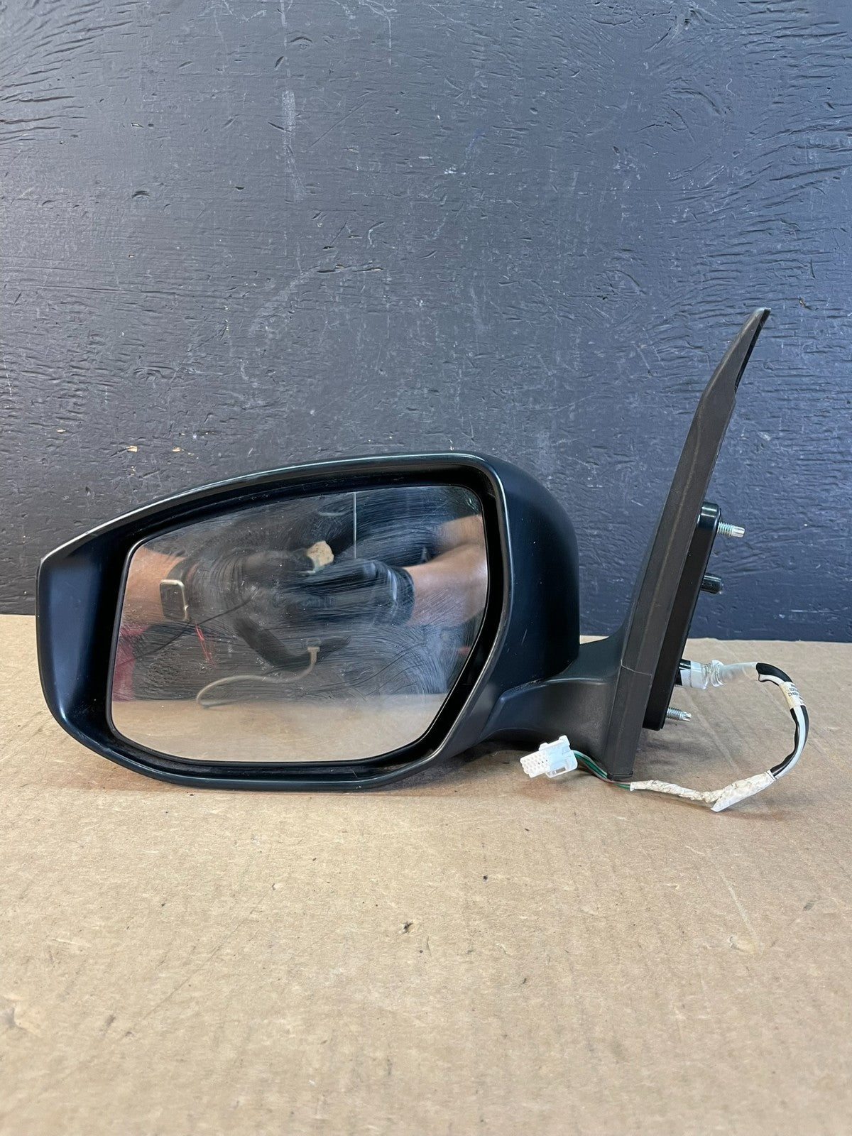 2013 to 2019 Nissan Sentra Left Driver Side Door View Mirror ad0313 DG8