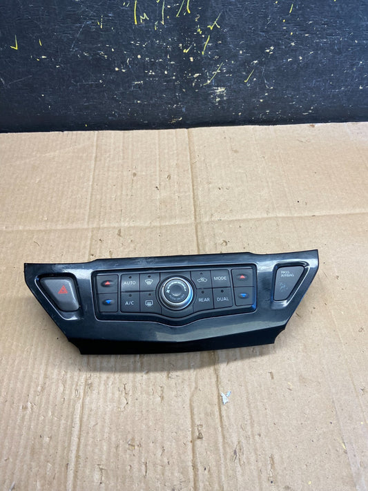 2013 to 2018 Nissan Pathfinder Radio Audio Climate Control OEM aa7909 DG0