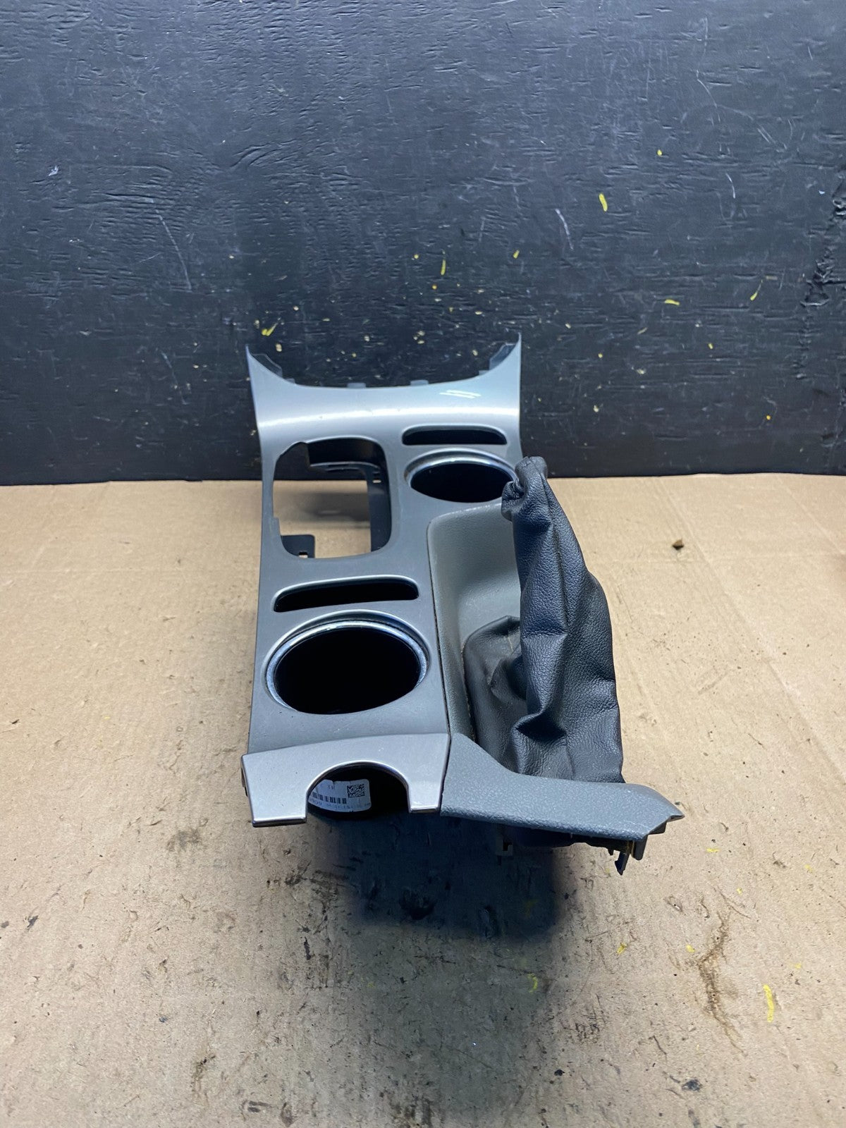 2014-2016 Chevrolet Malibu Center Floor Shifter Cup Holder Trim Bezel R8519 DG1