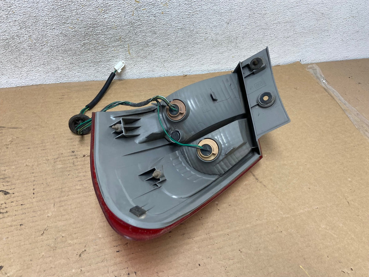 2008 to 2015 Nissan Rogue Left Driver LH Side Tail Light AH4192 LK4