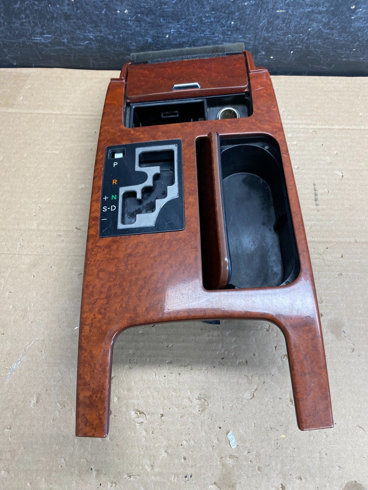 2006 2011 Lexus GS300 Center Console Shifter Bezel Cup Holder Trim AG6215 DG2