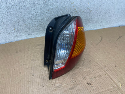 2001 2002 2003 2004 Hyundai Santa Fe Right Passenger Rh Tail Light AI7911 LK2