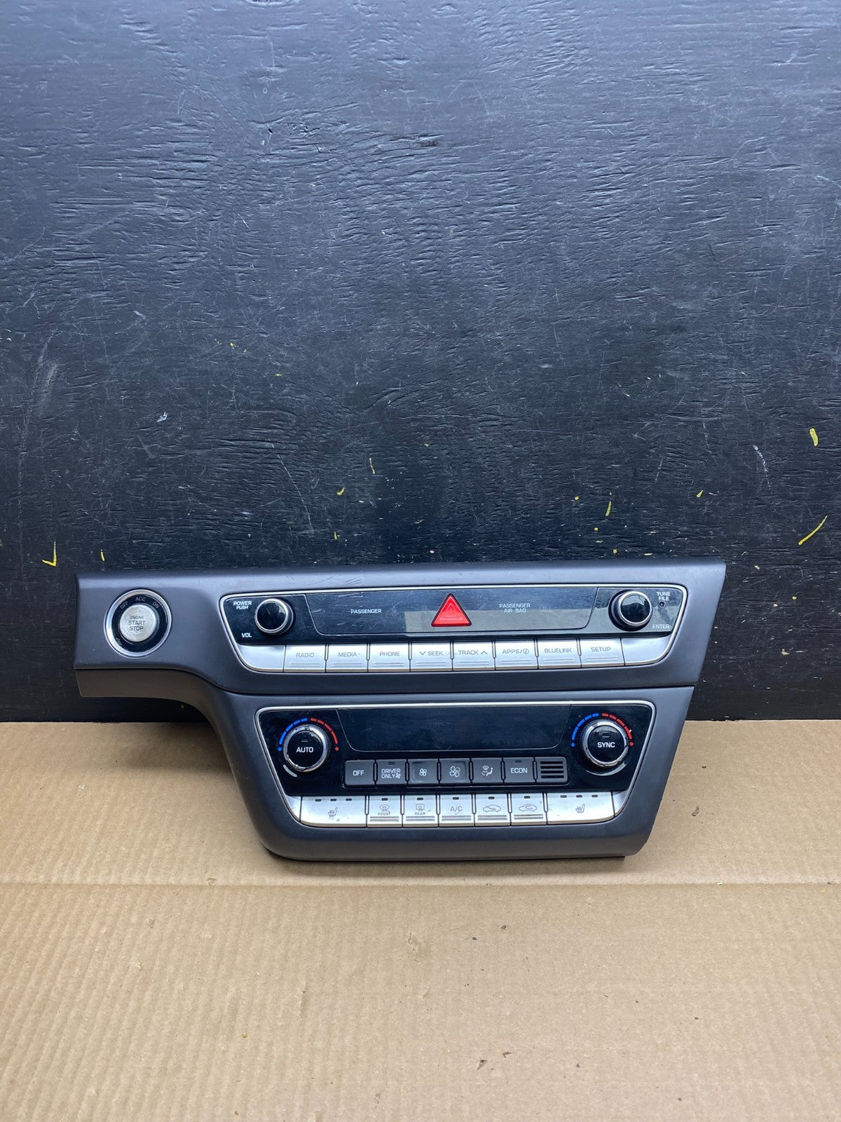 2018 2019 Hyundai Sonata Center Radio Climate Control Bezel U5904 DG0