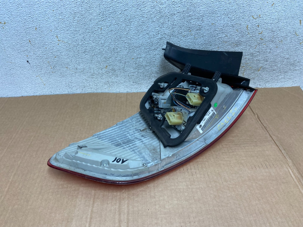 2008 to 2012 Bmw X6 E71 Right Passenger RH Side Tail Light AI3740 DW5