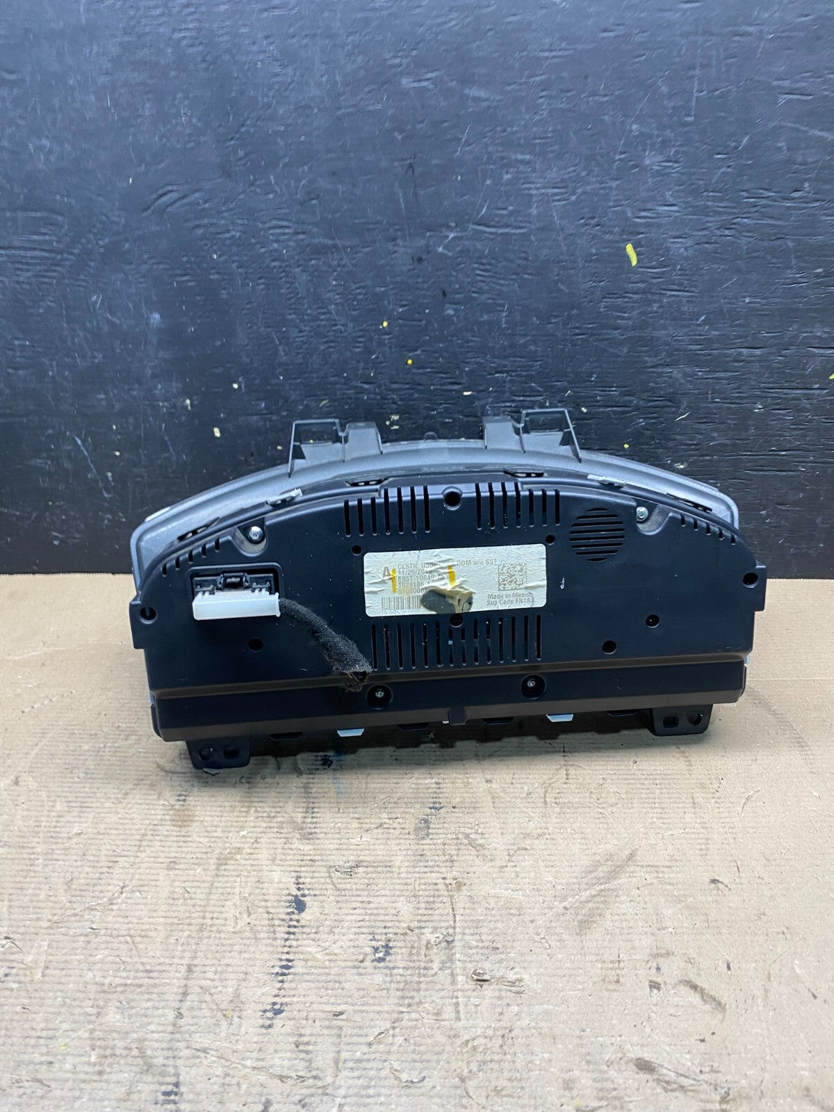 2011 Ford Explorer Speedometer Cluster Gauge n9532 PS4