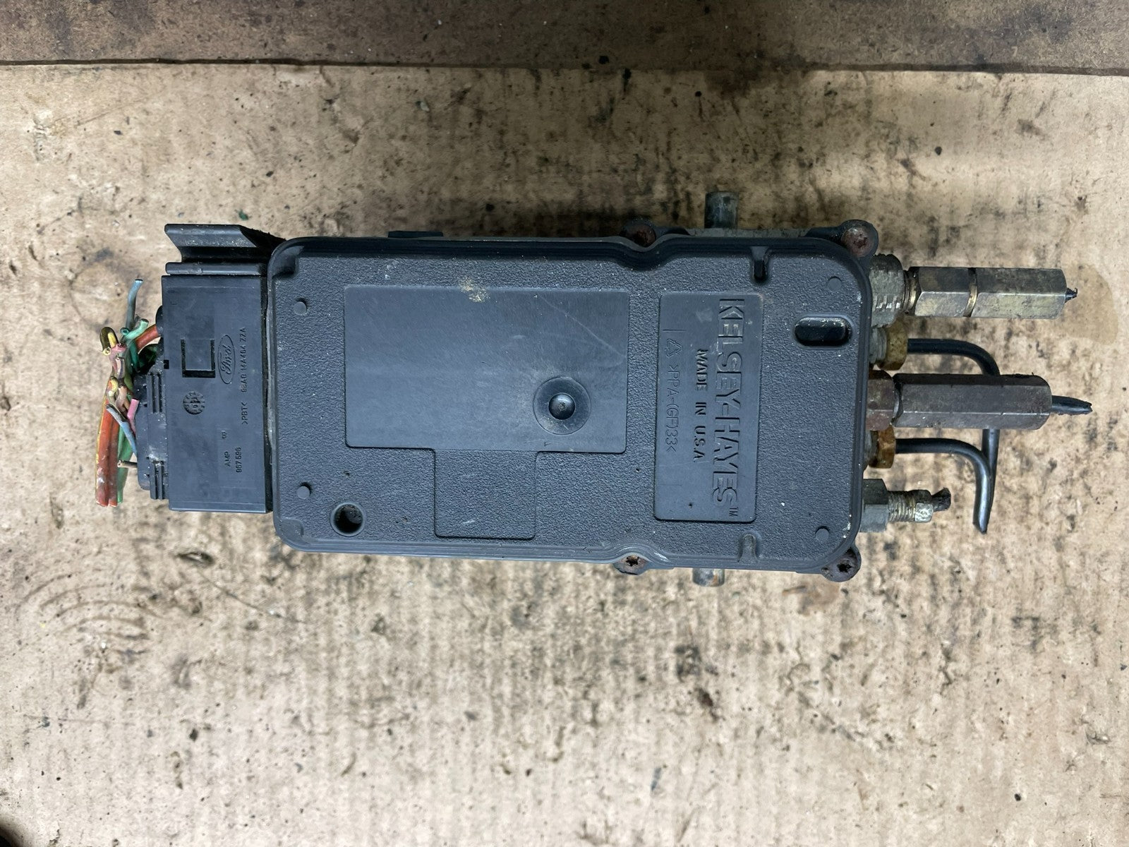 2007 Ford E-150 E-250 E-350 ABS Anti-Lock Brake Pump Module P28040
