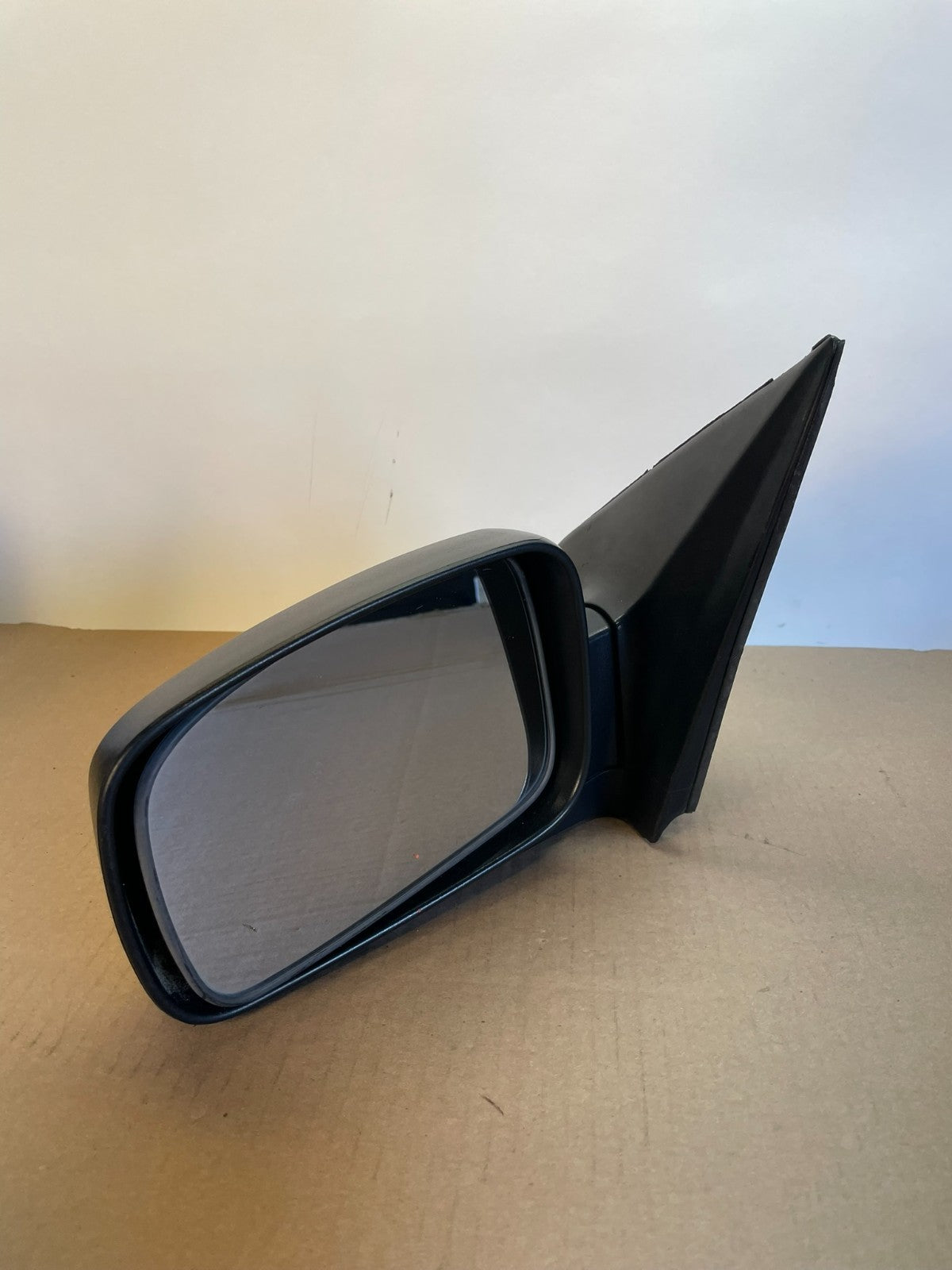 2003 to 2009 Kia Sorento Left Driver LH Door Mirror AH0427 DG2