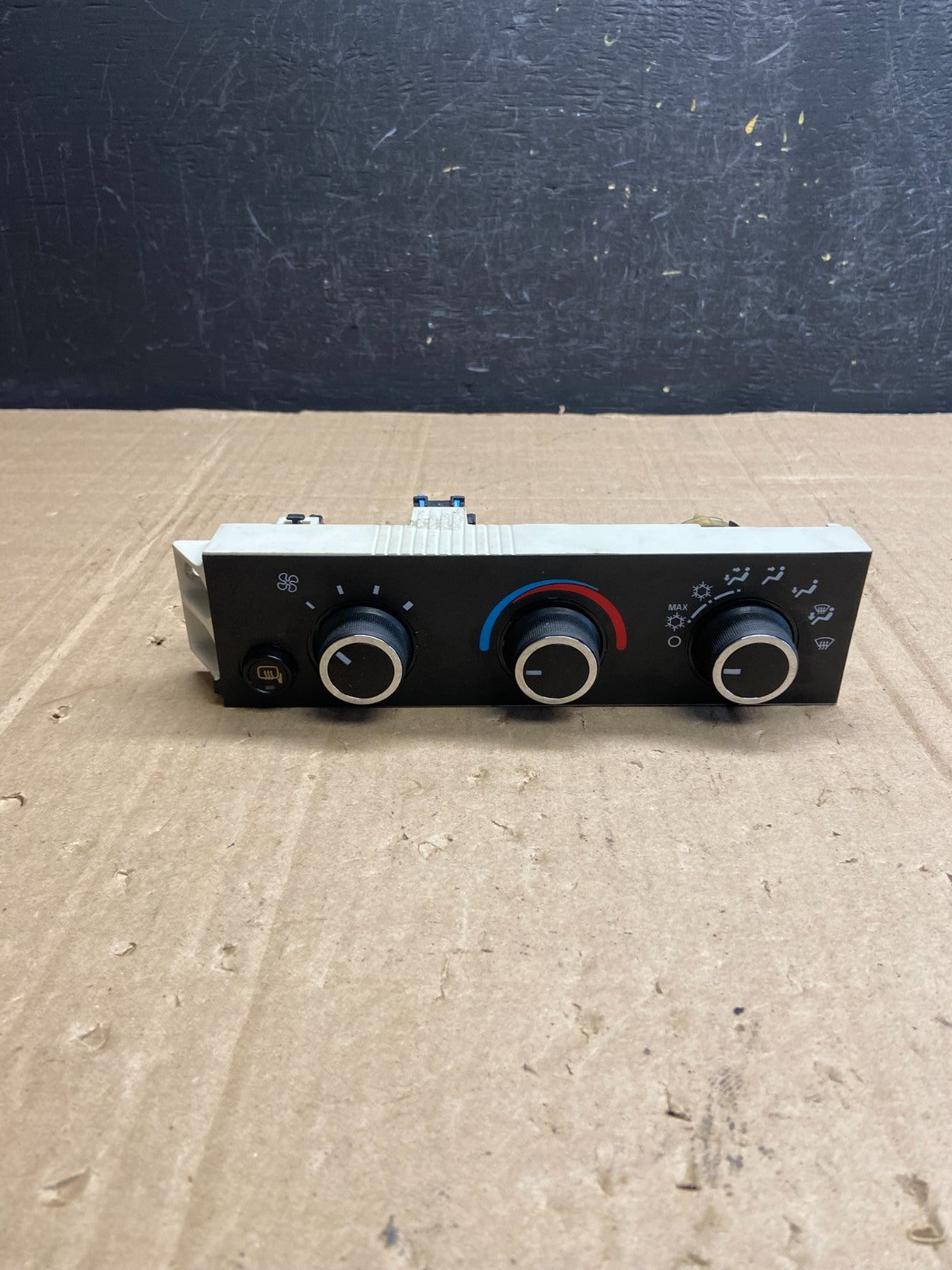 08-21 Chevrolet Express GMC Savana 2500 3500 AC Heater Climate Control AD71770