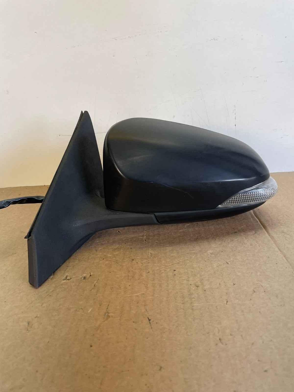 2013 - 2018 Toyota Avalon Left Driver LH View Door Turn Sgn Mirror AH6272 DW0